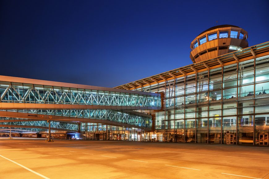 İzmir Havaalanı